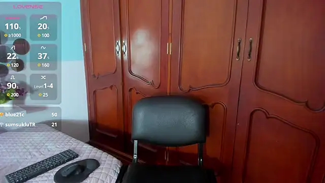 Snapshot of _Sarahh_0 chatting on March 2025 04:37:02 PM  Sarahh 0 online show from March 2025 04:37:02 PM