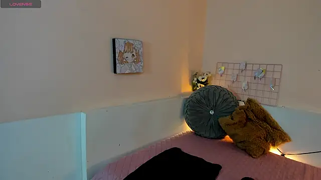 Snapshot of _Sarahh_0 chatting on September 2025 02:28:02 PM  Sarahh 0 online show from September 2025 02:28:02 PM