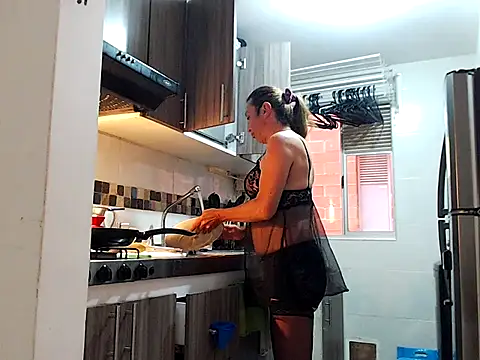 Snapshot of Gikitrans76 chatting on May 2026 05:50:02 PM Gikitrans76 online show from May 2026 05:50:02 PM