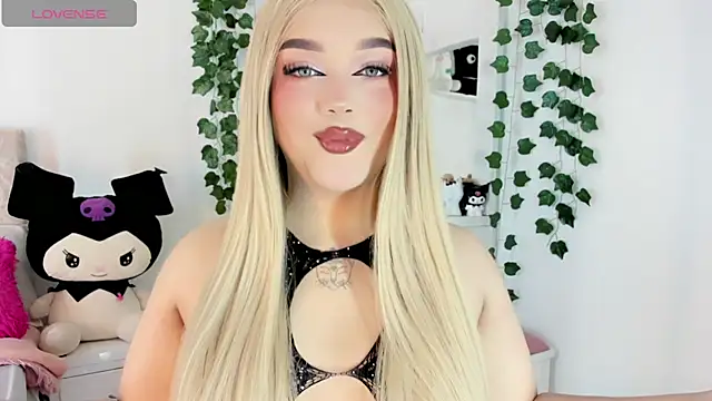 Snapshot of cattriona_muller chatting on June 2026 05:08:02 AM cattriona muller online show from June 2026 05:08:02 AM
