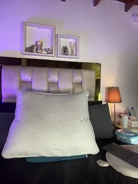 emmy r online show from March 2026 12:38:02 PM