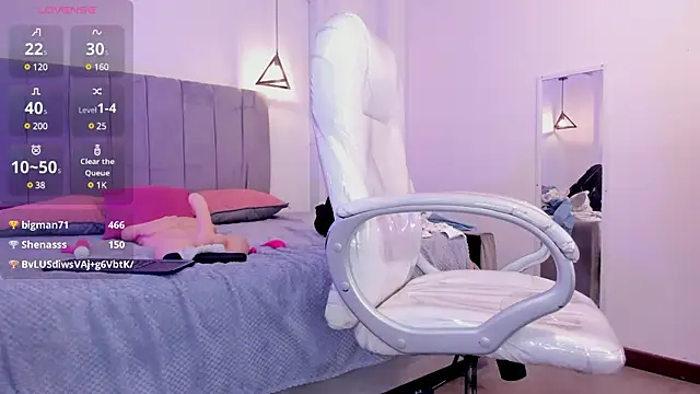 lady nylon  online show from February 2025 06:19:01 PM