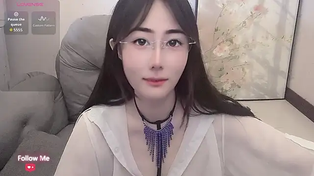 Snapshot of qiqi-- chatting on June 2026 06:05:02 AM qiqi-- online show from June 2026 06:05:02 AM