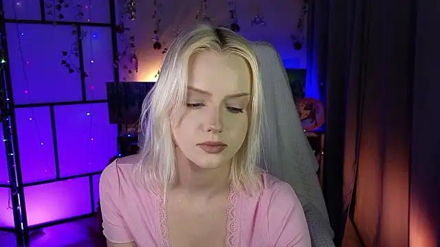 ImBonBon online show from March 2026 07:32:02 PM