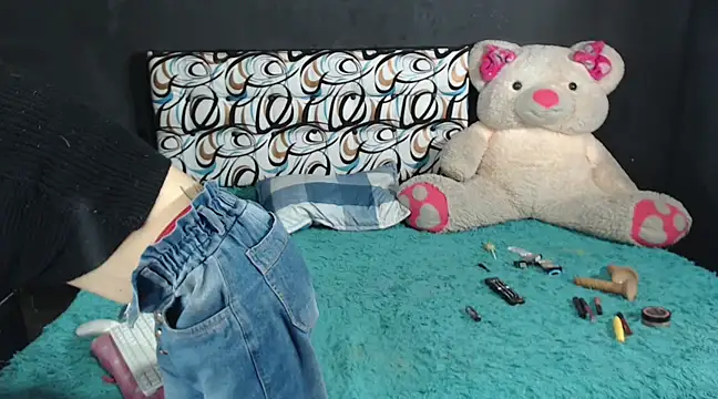 Snapshot of emma_onassis_17 chatting on February 2025 05:10:01 AM emma onassis 17 online show from February 2025 05:10:01 AM