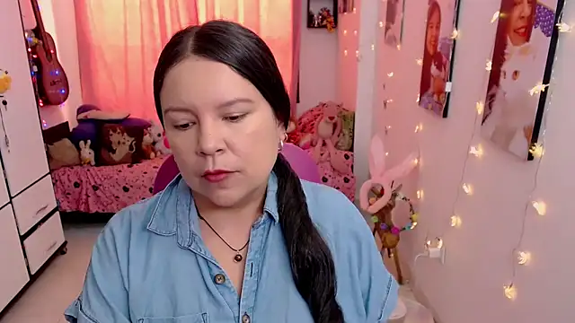 claryssa  online show from April 2026 05:27:01 PM