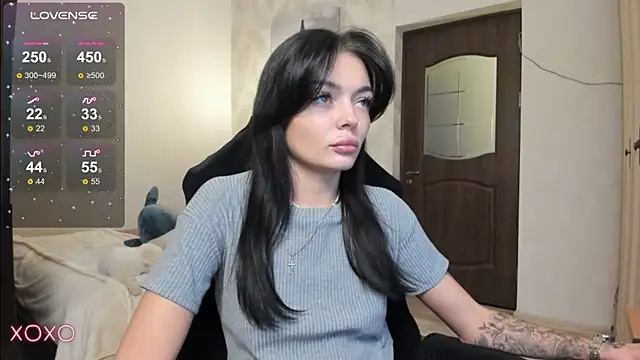 Snapshot of Mariella_Adamss chatting on February 2025 02:16:01 PM Mariella Adamss online show from February 2025 02:16:01 PM