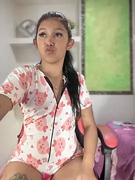 emily rosse04 online show from February 2025 01:32:01 PM