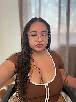 Snapshot of CurlyGirl_1 chatting on June 2026 11:04:02 PM CurlyGirl 1 online show from June 2026 11:04:02 PM