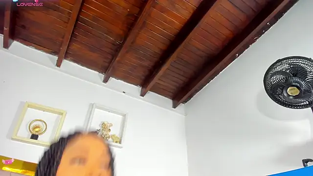 Snapshot of angel_dthroatt chatting on December 2024 12:03:01 PM angel dthroatt online show from December 2024 12:03:01 PM