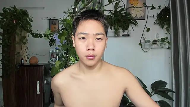 Snapshot of Oliver_Nl chatting on January 2026 04:37:02 AM Oliver Nl online show from January 2026 04:37:02 AM