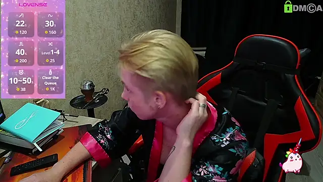 Alexis Gordon online show from September 2025 07:46:02 PM