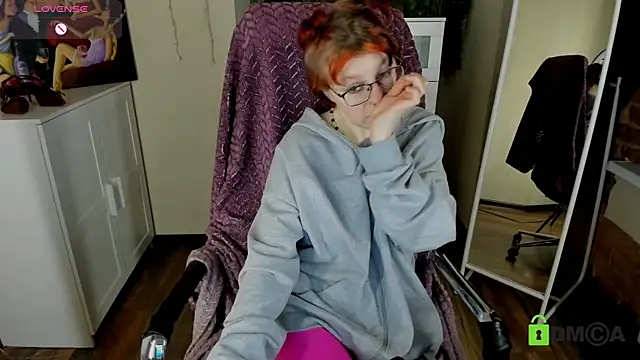 Melissa Wells online show from November 2025 03:48:01 AM