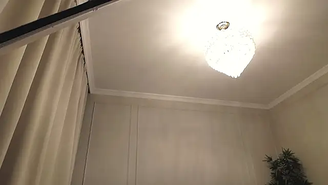 Snapshot of Miriam_fox chatting on October 2025 04:30:01 PM Miriam fox online show from October 2025 04:30:01 PM