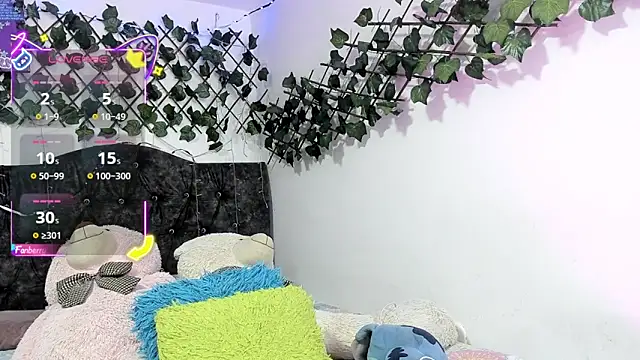 PaulinaSwan online show from October 2025 05:25:01 AM