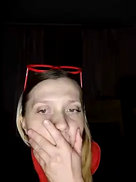 Snapshot of LeraSweet chatting on December 2024 07:26:02 PM LeraSweet online show from December 2024 07:26:02 PM