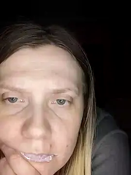 Snapshot of LeraSweet chatting on January 2025 08:22:01 PM LeraSweet online show from January 2025 08:22:01 PM