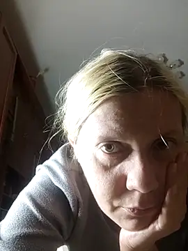 Snapshot of LeraSweet chatting on October 2025 07:01:02 PM LeraSweet online show from October 2025 07:01:02 PM