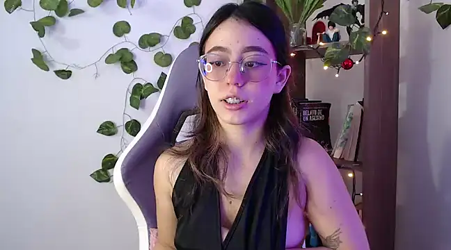 BlairVicent online show from February 2025 12:02:02 PM