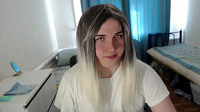 EvaMiron online show from April 2026 08:36:02 AM