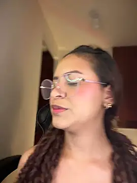 gretta kler1 online show from January 2025 02:21:01 PM