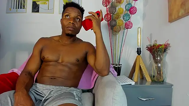 bigcock latin1 online show from November 2025 02:32:01 AM