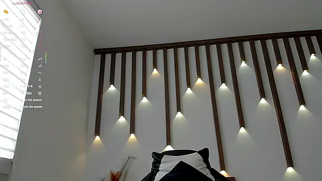 megan cooper28 online show from December 2025 07:11:01 PM