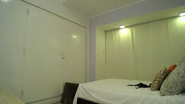 Snapshot of genesis_moretz chatting on February 2025 03:45:02 AM genesis moretz online show from February 2025 03:45:02 AM