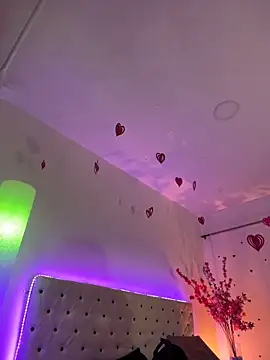 Elektra Queen online show from April 2026 01:16:02 PM