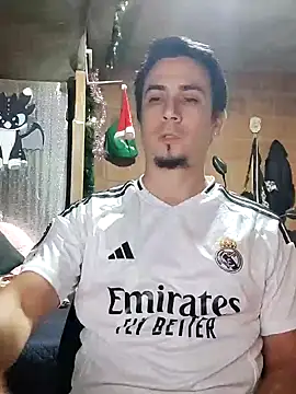 Snapshot of Rejy1992 chatting on December 2024 03:26:02 AM Rejy1992 online show from December 2024 03:26:02 AM