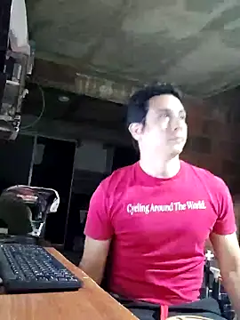 Snapshot of Rejy1992 chatting on January 2025 03:32:02 AM Rejy1992 online show from January 2025 03:32:02 AM