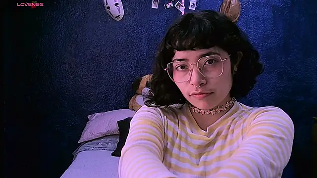 NinaYellow online show from February 2025 02:54:01 PM