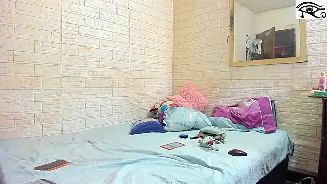 Snapshot of Thalia_sweetlust chatting on February 2026 08:01:02 PM Thalia sweetlust online show from February 2026 08:01:02 PM