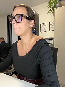 Hii Lolla online show from November 2025 07:09:01 AM