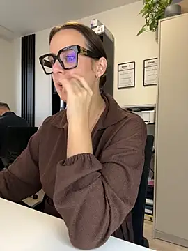 Hii Lolla online show from November 2025 07:07:01 AM