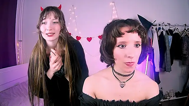 Violet Veliya online show from March 2026 05:38:01 PM