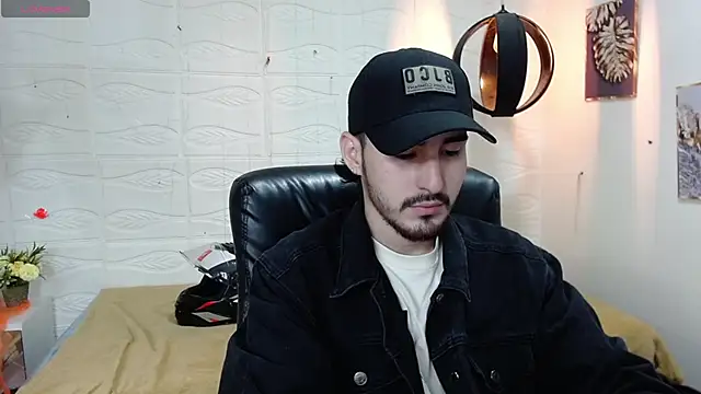 DmitriSanders online show from December 2024 08:25:01 PM