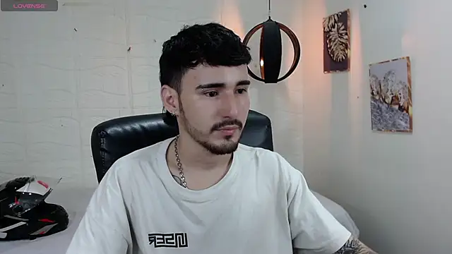 DmitriSanders online show from December 2024 09:51:01 PM