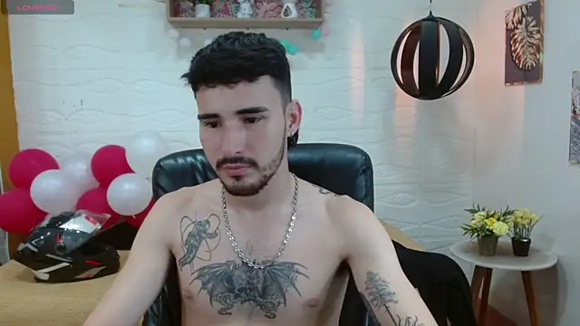 DmitriSanders online show from March 2025 09:00:02 PM