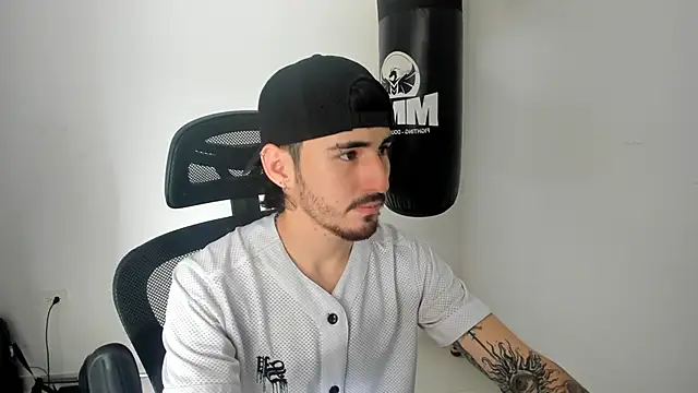 DmitriSanders online show from September 2025 06:52:02 PM