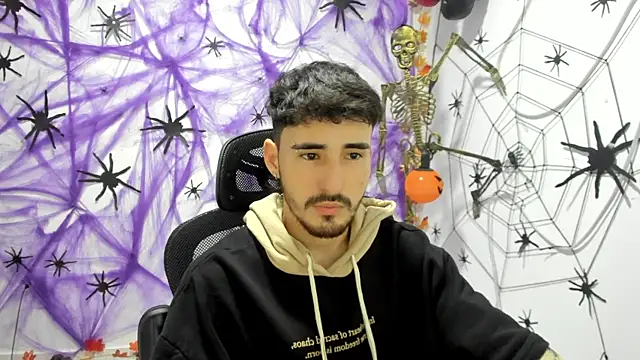 DmitriSanders online show from September 2025 09:31:02 PM