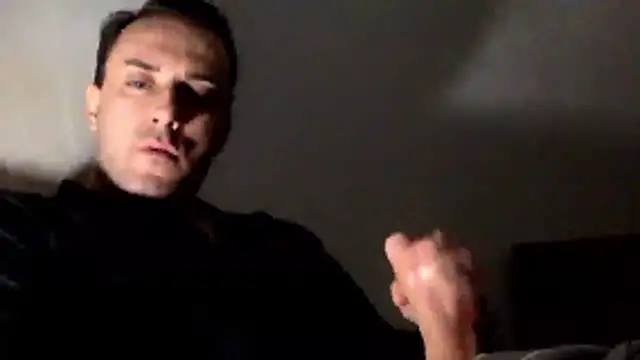 Snapshot of mainnrd chatting on January 2026 03:00:02 AM mainnrd online show from January 2026 03:00:02 AM