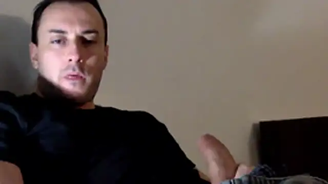 Snapshot of mainnrd chatting on February 2026 11:47:02 PM mainnrd online show from February 2026 11:47:02 PM