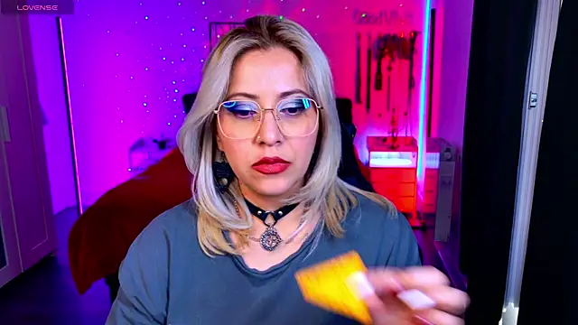 blackwidow s1 online show from April 2026 05:50:02 PM