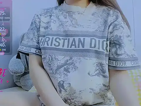 Linh diudang online show from April 2026 02:28:01 AM