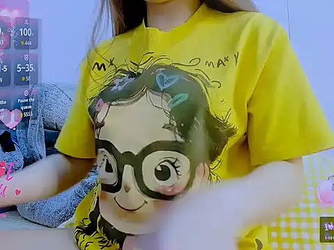 Snapshot of Linh_diudang chatting on May 2026 02:12:01 PM Linh diudang online show from May 2026 02:12:01 PM