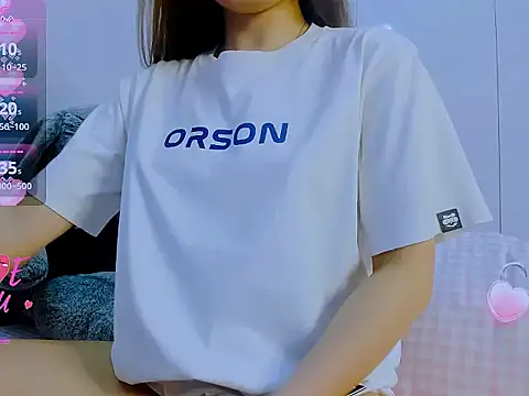 Snapshot of Linh_diudang chatting on May 2026 02:40:01 AM Linh diudang online show from May 2026 02:40:01 AM