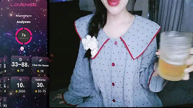 Snapshot of _Viviann_ chatting on December 2024 06:54:02 PM Viviann online show from December 2024 06:54:02 PM