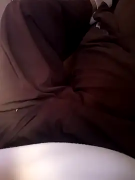 Snapshot of dredre1069 chatting on October 2025 08:42:01 PM dredre1069 online show from October 2025 08:42:01 PM