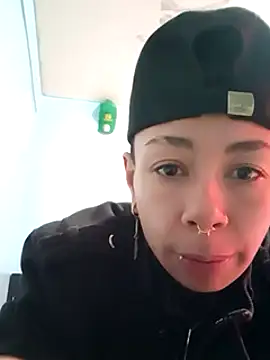 Snapshot of real_fenix chatting on January 2025 05:23:02 PM real fenix online show from January 2025 05:23:02 PM